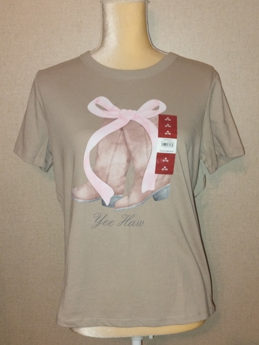 5/$15 NwT Medium DOE "Yee Haw" Boots & Bow Everyday Graphic Tee